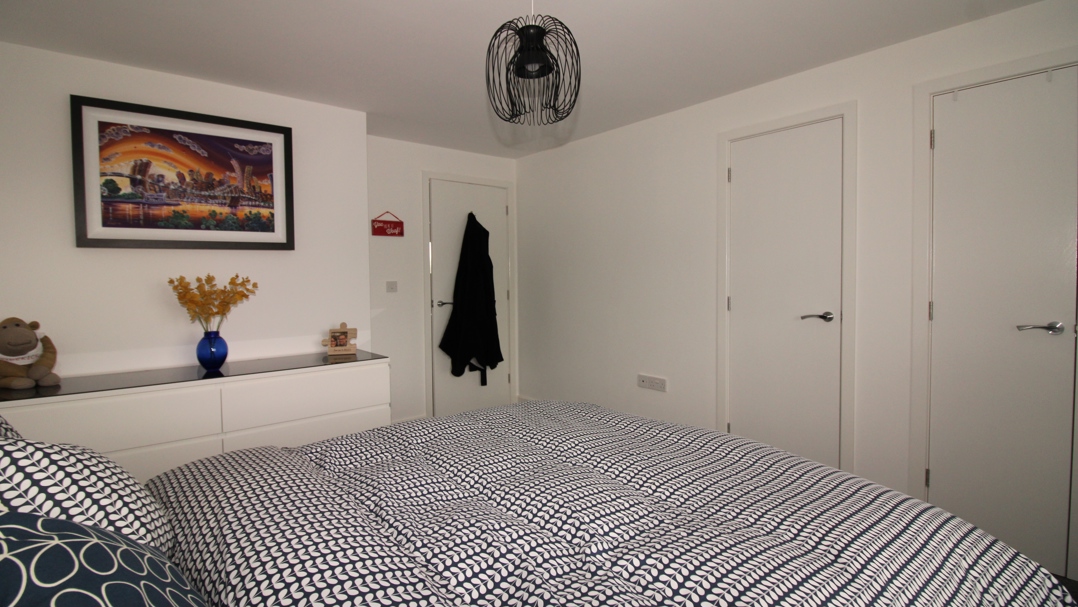 Bedroom L 3